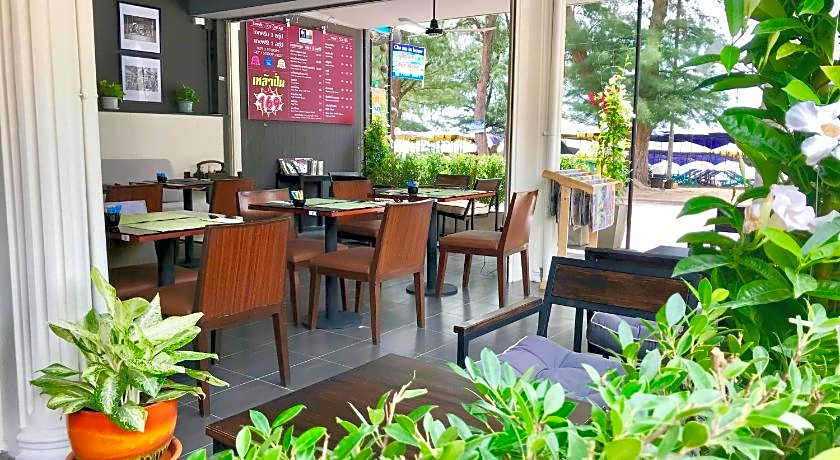 The Beach Cha Am Guest House