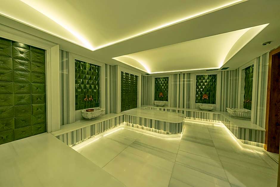 MQ Hotel Suites & SPA