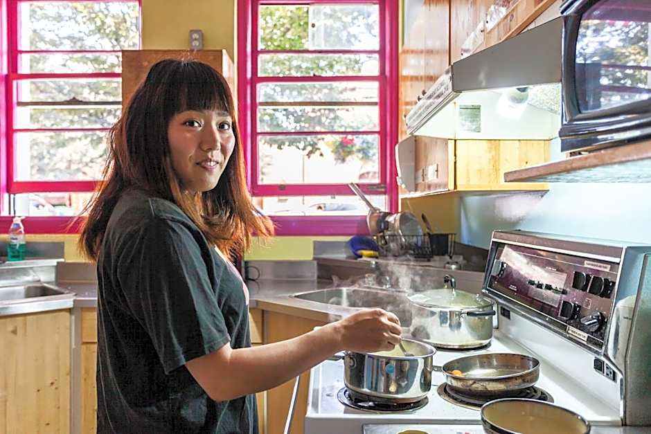 Ocean Island Inn | Backpackers | Suites