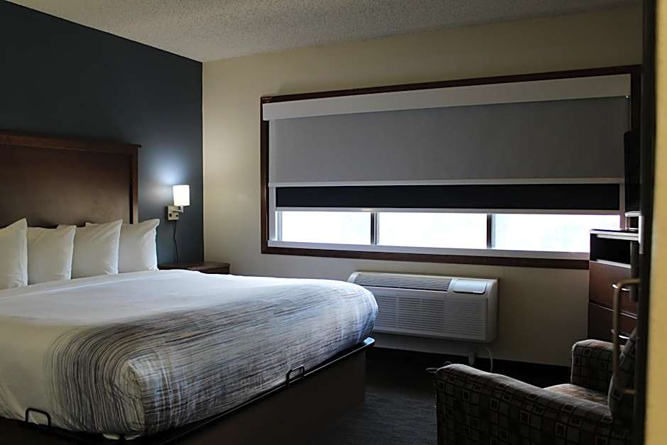 AmericInn by Wyndham Windsor Ft. Collins