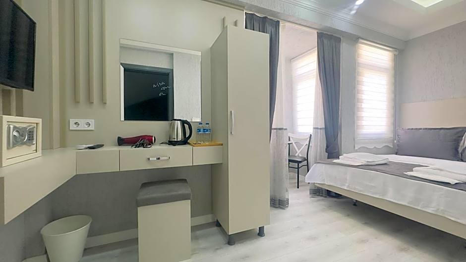 La Mer Old City Hotel