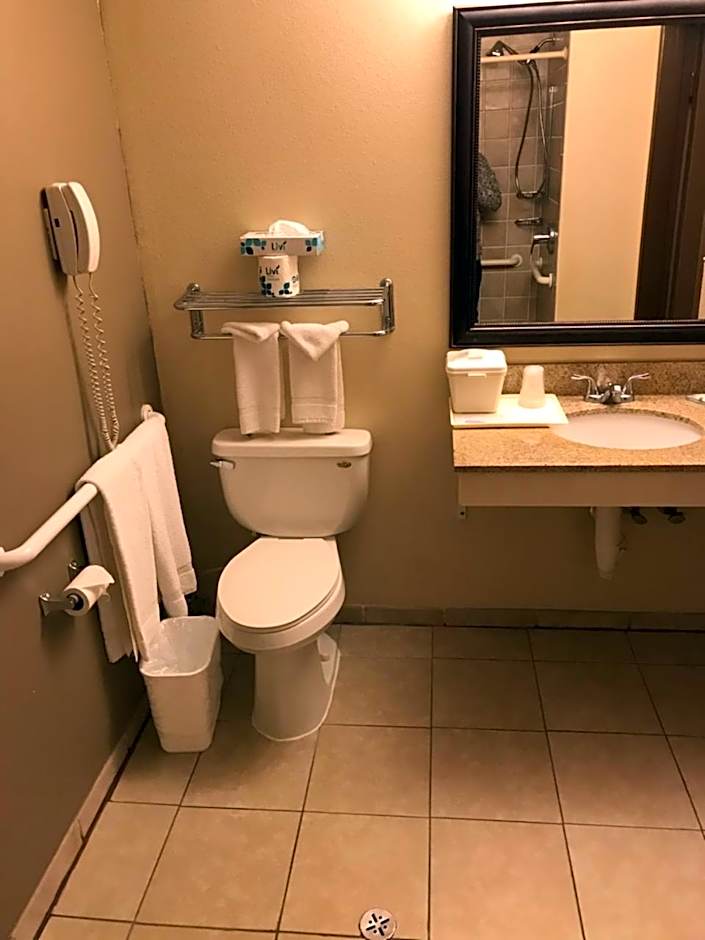 Quality Inn & Suites Silverthorne - Copper Mountain