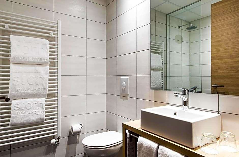 Storm Hotel by Keahotels