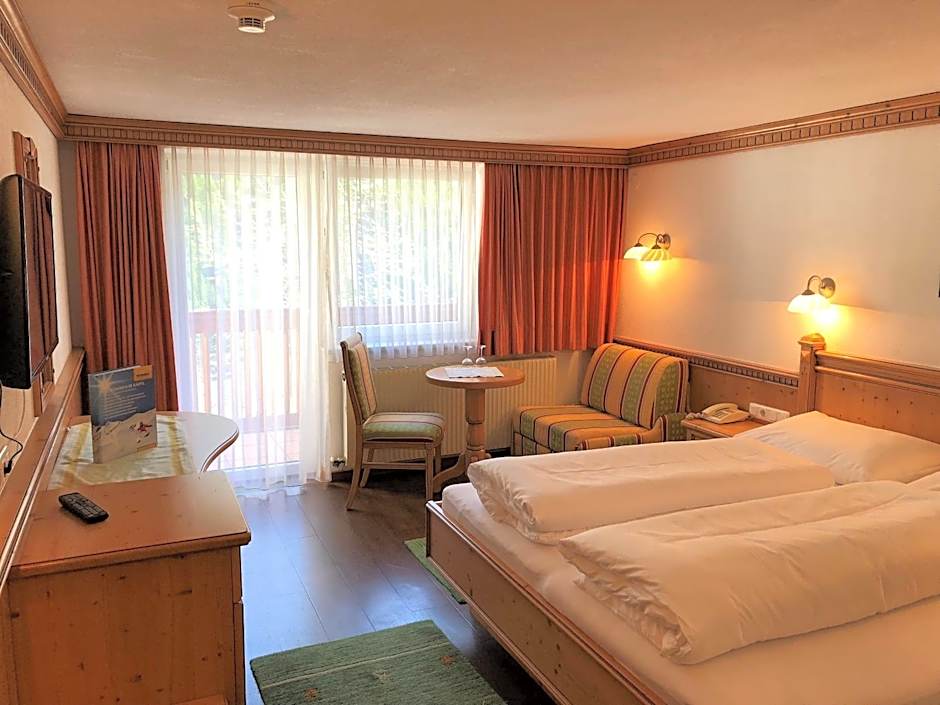 Hotel Garni Central - Zimmer - Studios - Apartments