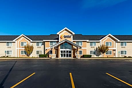 Comfort Inn and Suites Jackson - West Bend