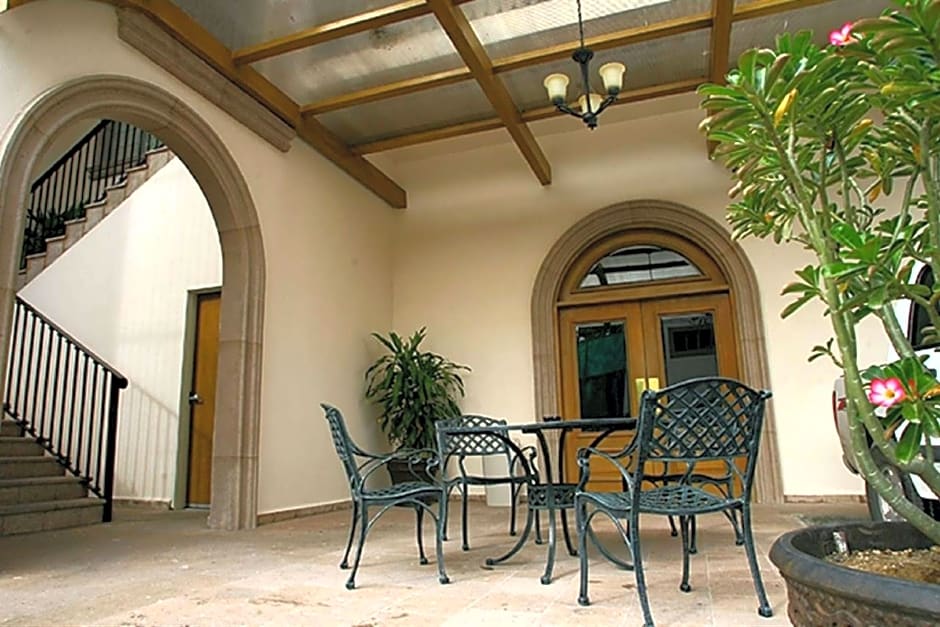 Best Western Centro Cadereyta