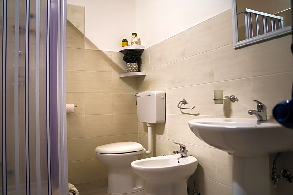 Sansi´s Sapri Camere