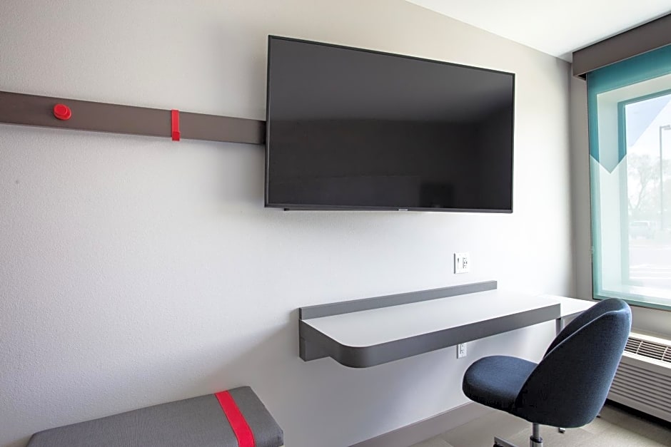 Avid Hotels Madison - Monona By IHG