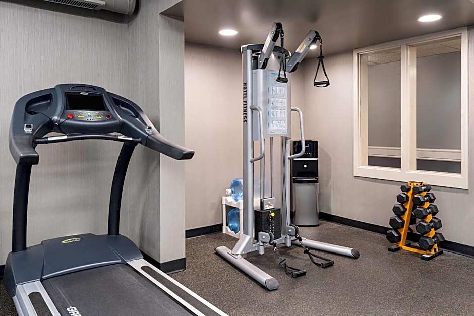 AmericInn by Wyndham Grand Forks