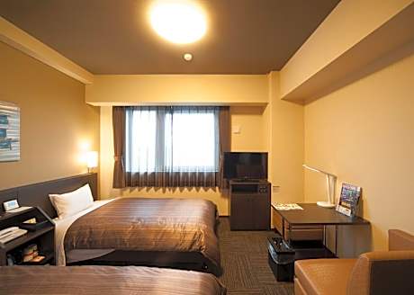 Standard Twin Room - Non-Smoking