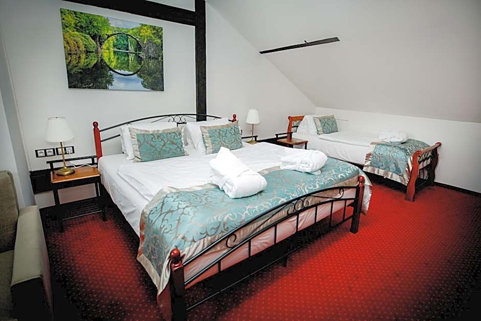 Zámek Wichterle - Hotel a pivní lázně