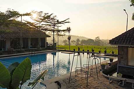 Purnama Mulia Hotel