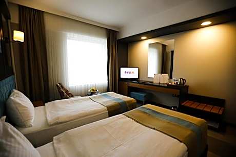 Standard Double Room with Double Bed
