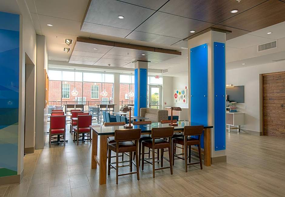 Holiday Inn Express & Suites - Fort Mill By IHG