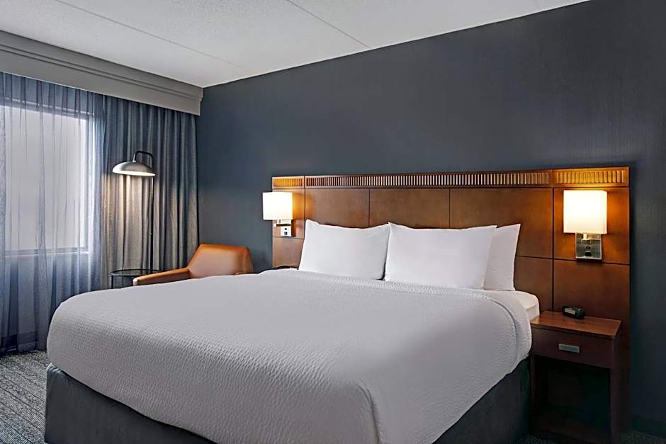 Courtyard by Marriott Chicago Elmhurst/Oakbrook Area