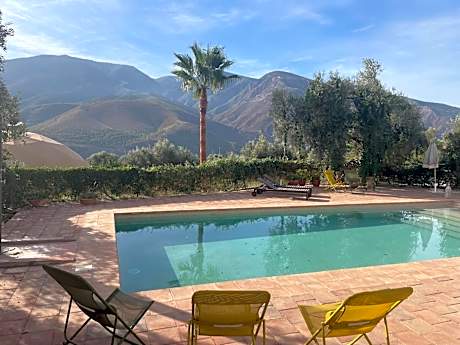 Cortijo Tayula-Centro de Recuperación y Descanso