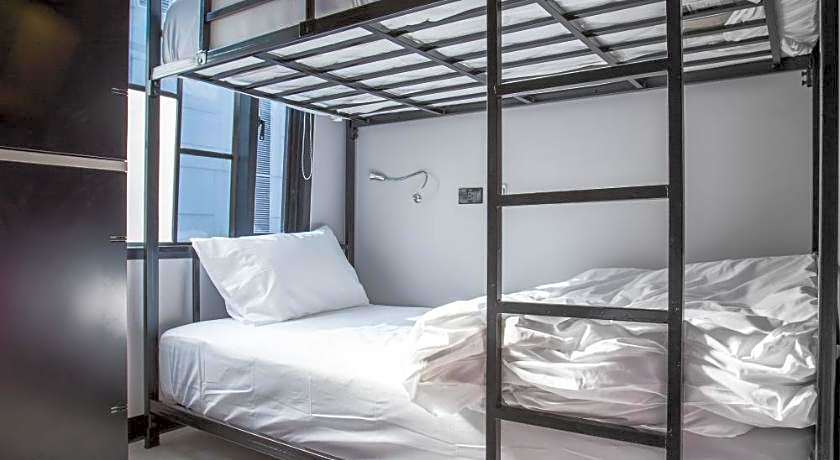 Jellybean The Blocks Hostel Sukhumvit 10