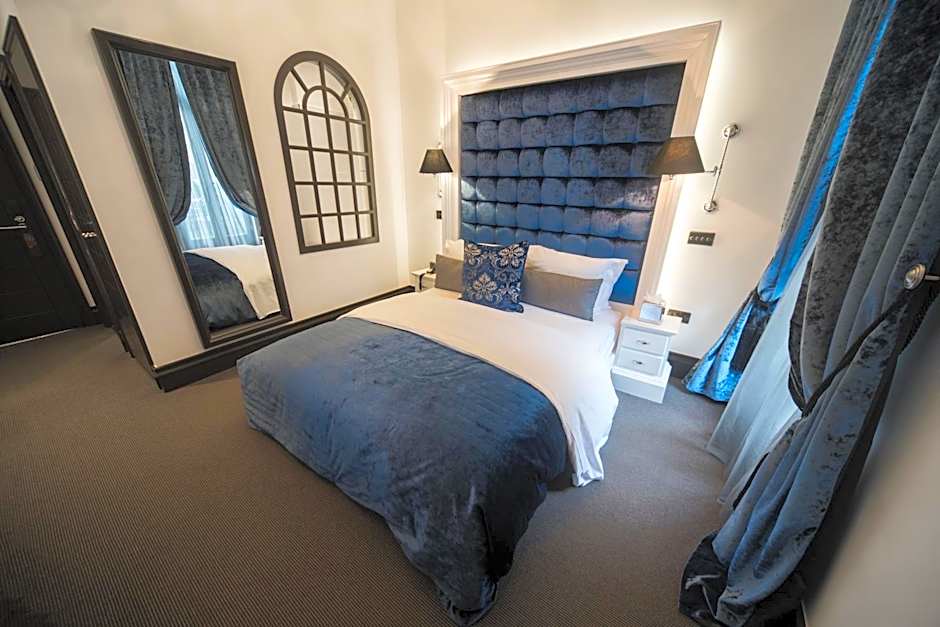 The Exhibitionist Hotel