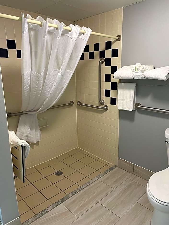 AmericInn by Wyndham Webster City