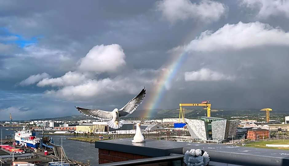 James Clow Bed & Breakfast