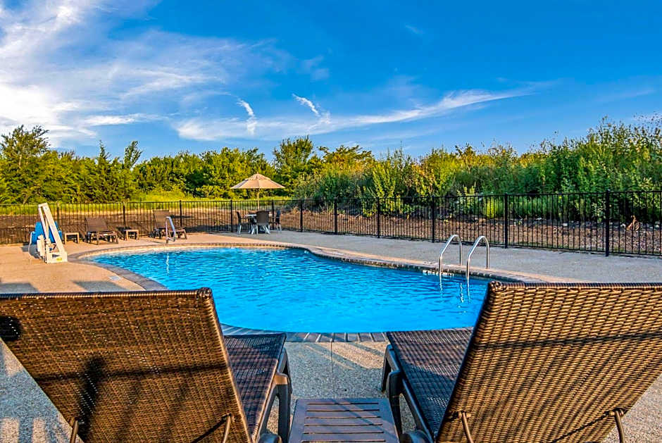 Comfort Suites DeSoto Dallas South