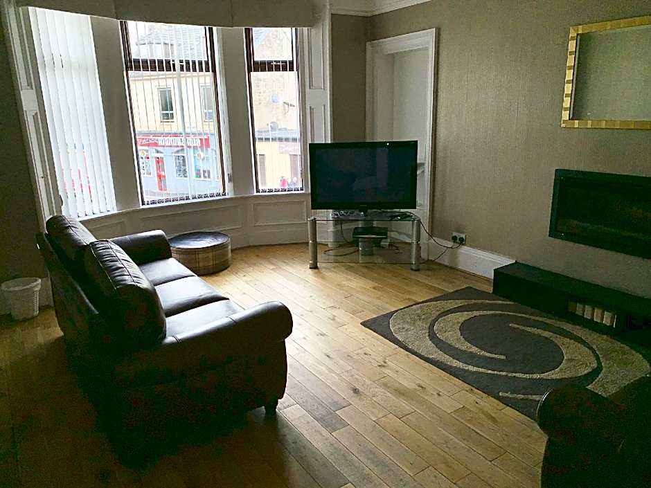 Village Tavern Apartment