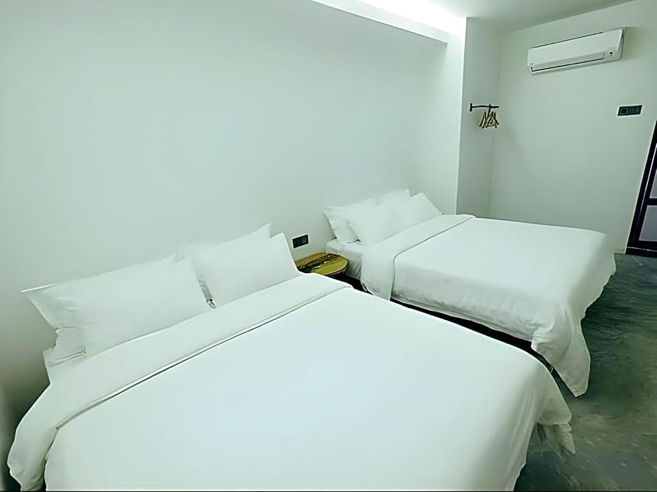 White Loft Hotel