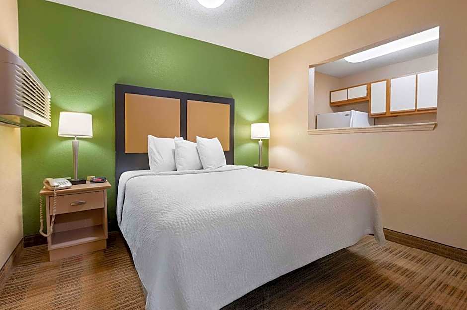 Extended Stay America Suites - Evansville - East