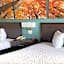 Days Inn & Suites by Wyndham Springfield on I-44