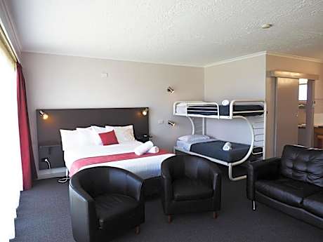 Studio with Sea View