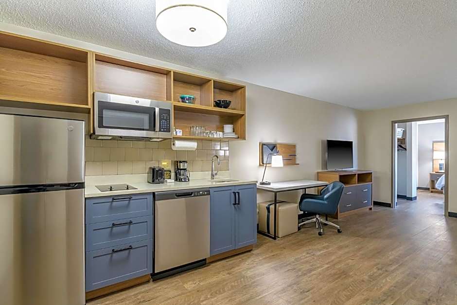 Candlewood Suites Southfield By IHG