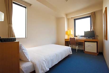 Single Room - Non-Smoking