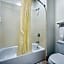 Red Roof Inn & Suites Houma