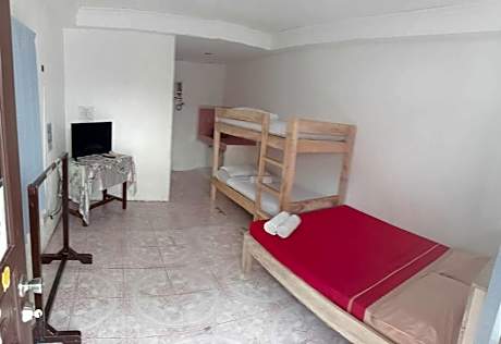 Economy Quadruple Room