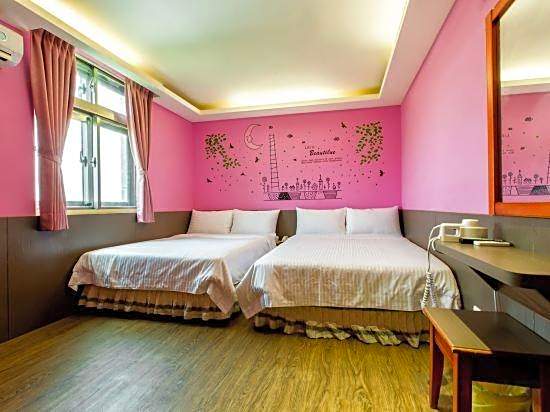 TS Hotel