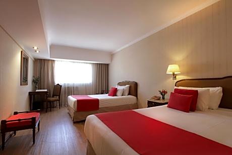 Queen Room - Non-Smoking