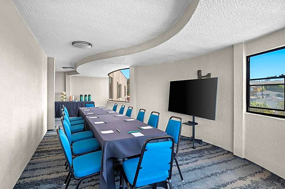 Quality Inn & Suites Hermosa Beach