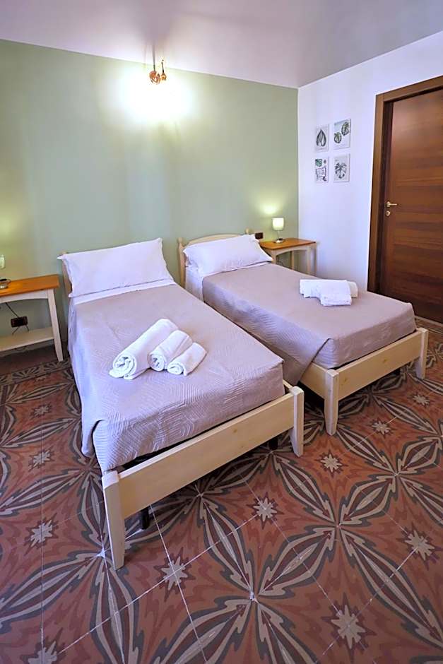 Cataneasy Rooms
