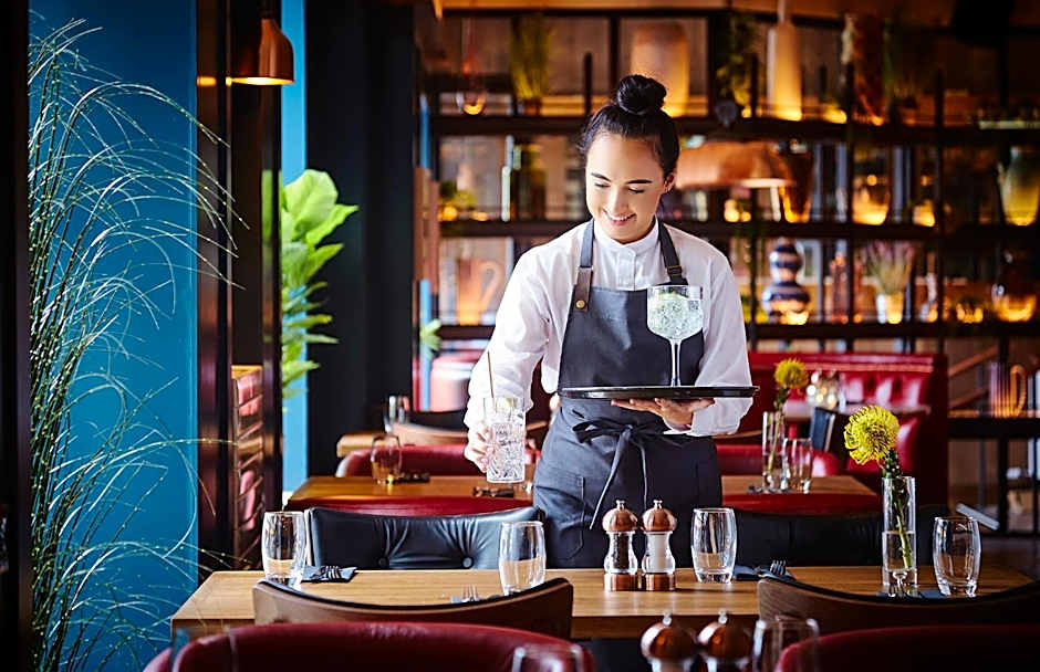 Westport Plaza Hotel, Spa & Leisure