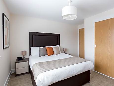 Luxury Two Bedroom Apartment