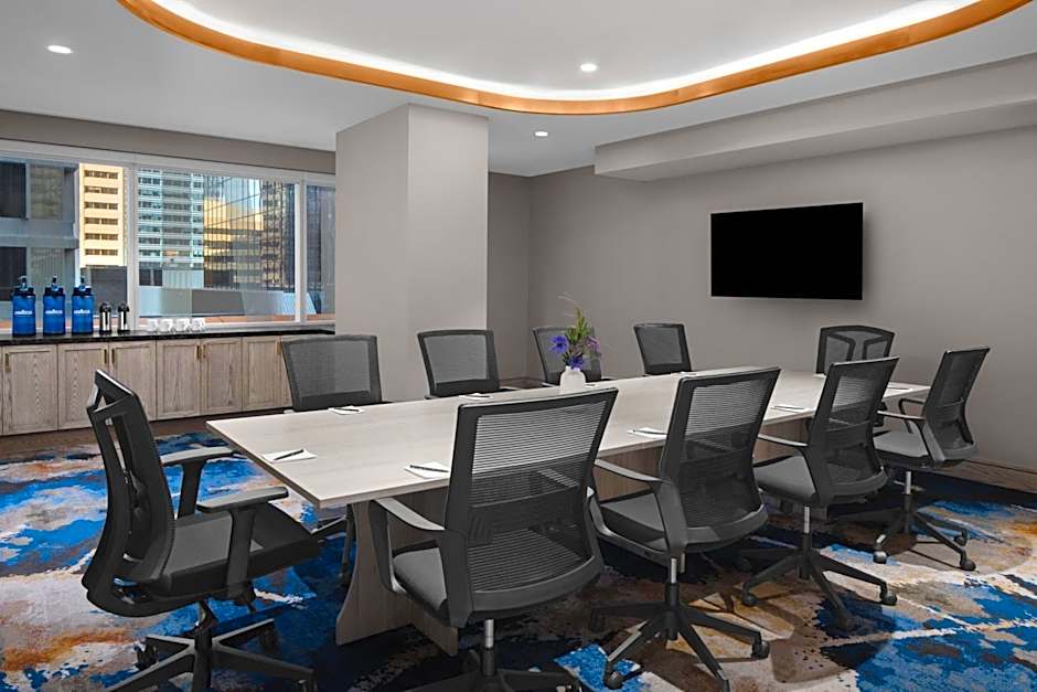 Courtyard by Marriott Calgary Downtown