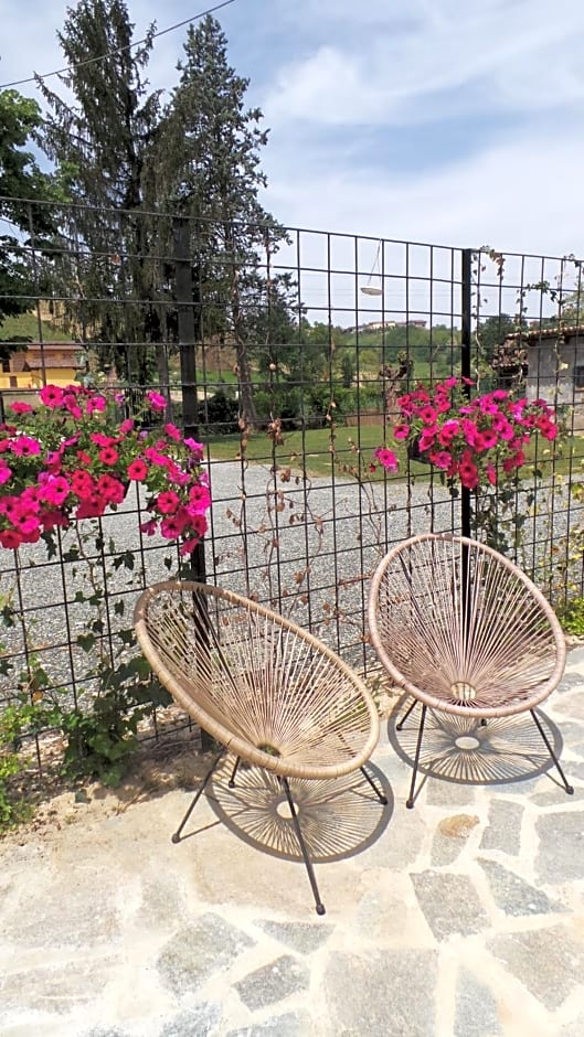 Sotto La Vigna Charm Stay Adults only vacation Bed and breakfast room