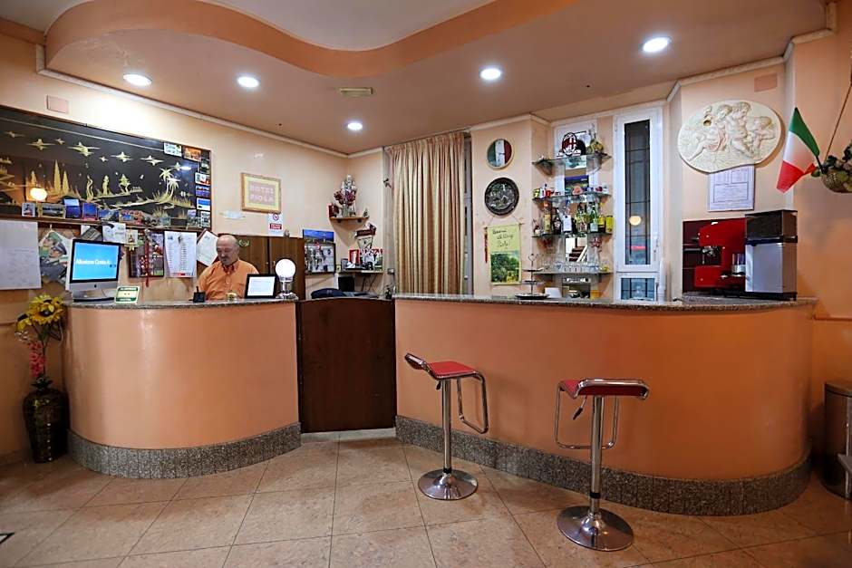 Hotel Piola