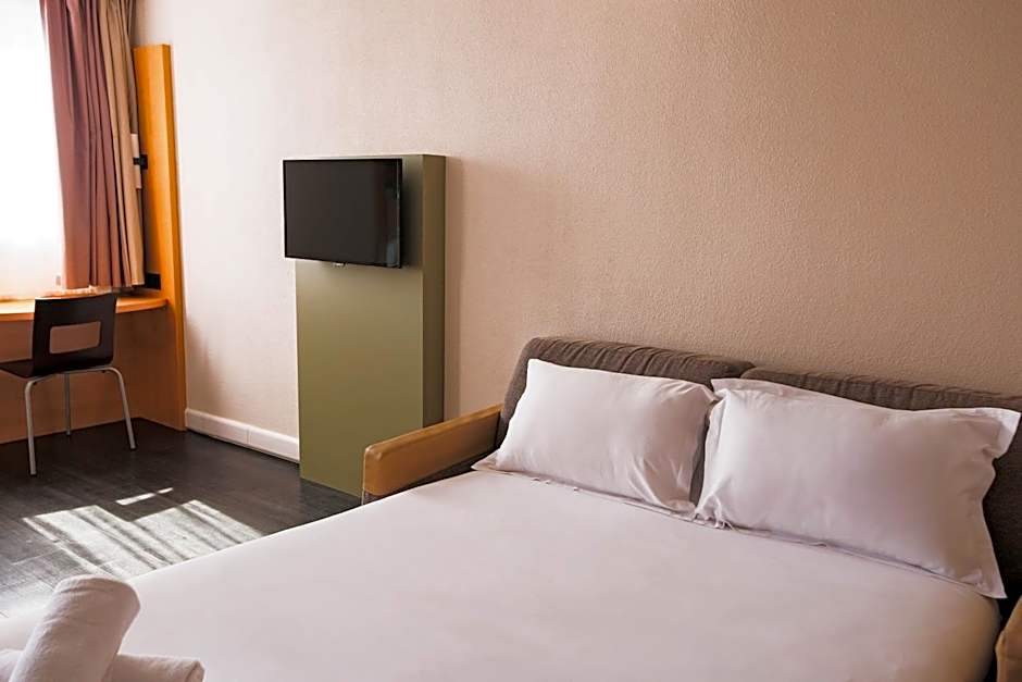 easyHotel Nice Palais des Congrès  Old Town