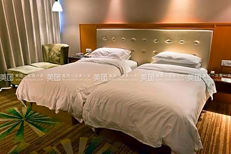 Zhenhe Hotel