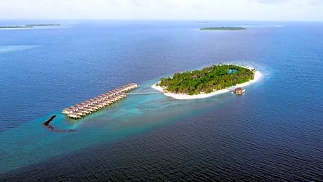 Dreamland The Unique Sea & Lake Resort Spa at Baa Atoll Biosphere Reserve