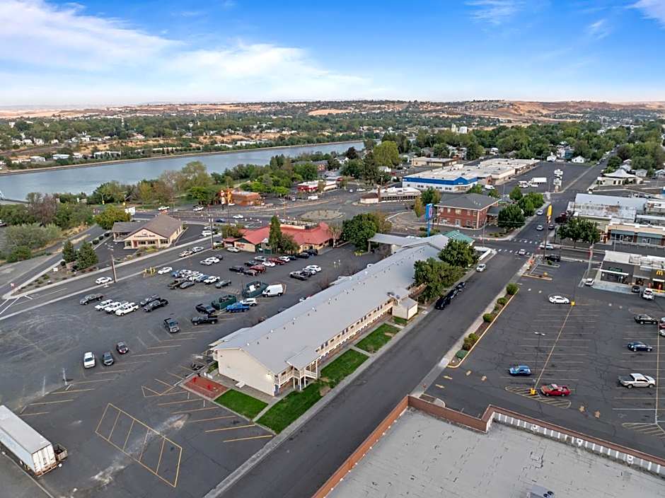 Motel 6 Clarkston WA