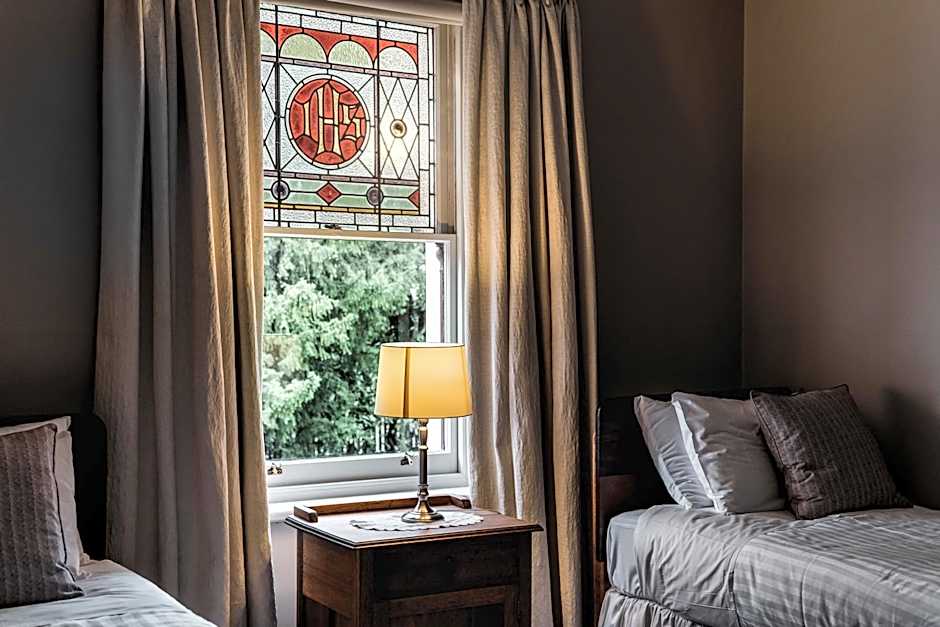 Old Bishop's Quarters