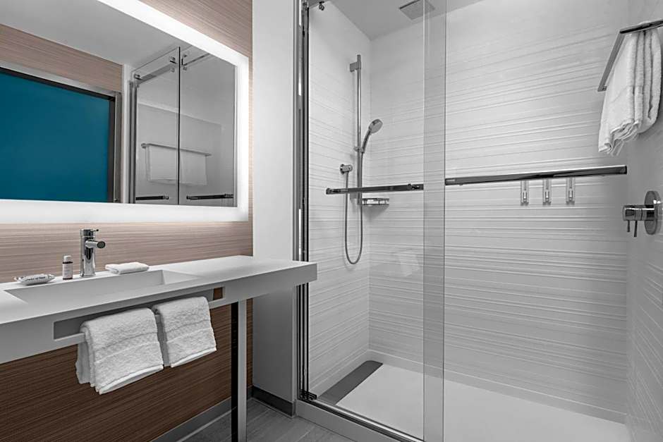 AC Hotel by Marriott Miami Brickell