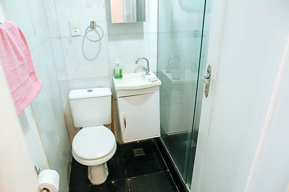 The best Copacabana Luxury Design 3 Bedroom room 3 bathroom 85 inch cinema tv top location